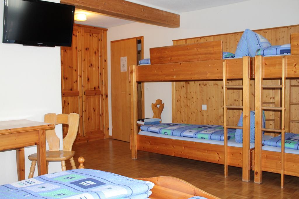 Pension St. Jakob Engelberg Rom bilde