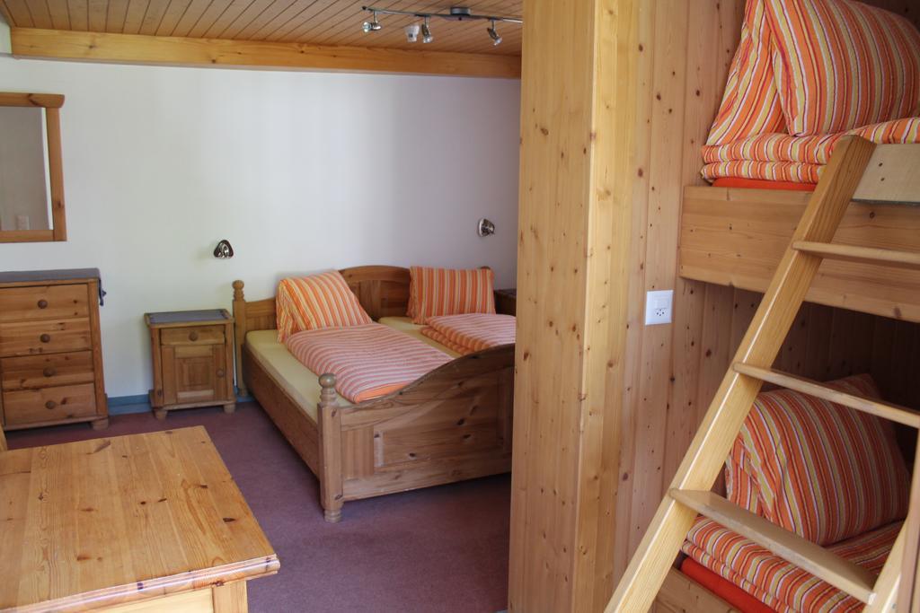 Pension St. Jakob Engelberg Rom bilde